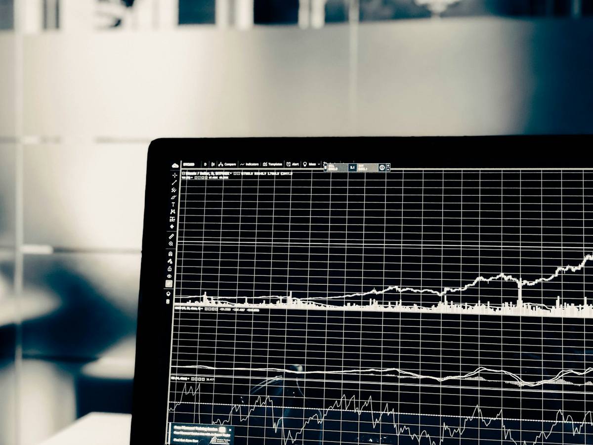 Market charts on a trading screen